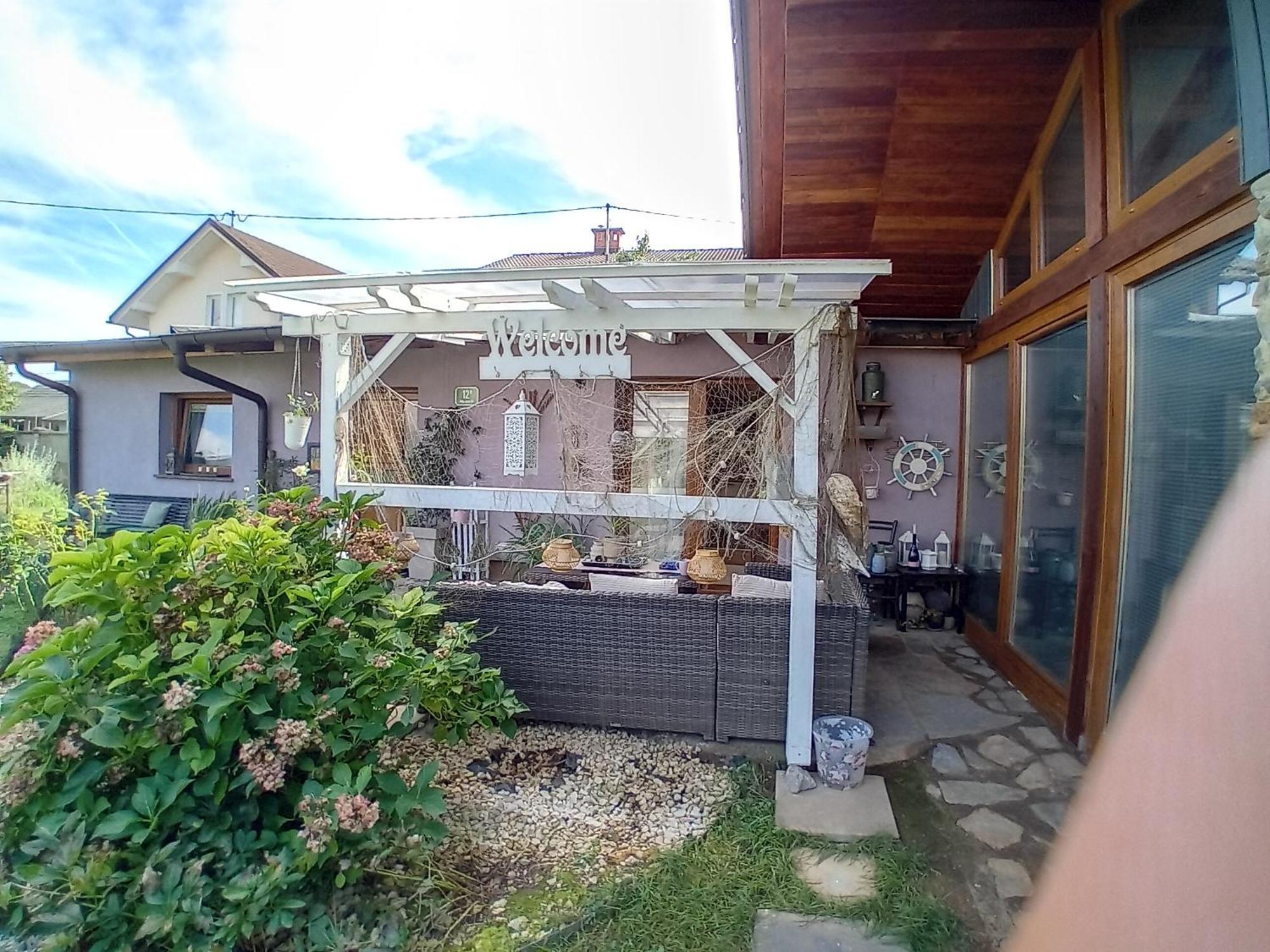 Rose Room 40M2 With Terrace 25M2 In Greeny Area For 4 Person Laibach Exterior foto