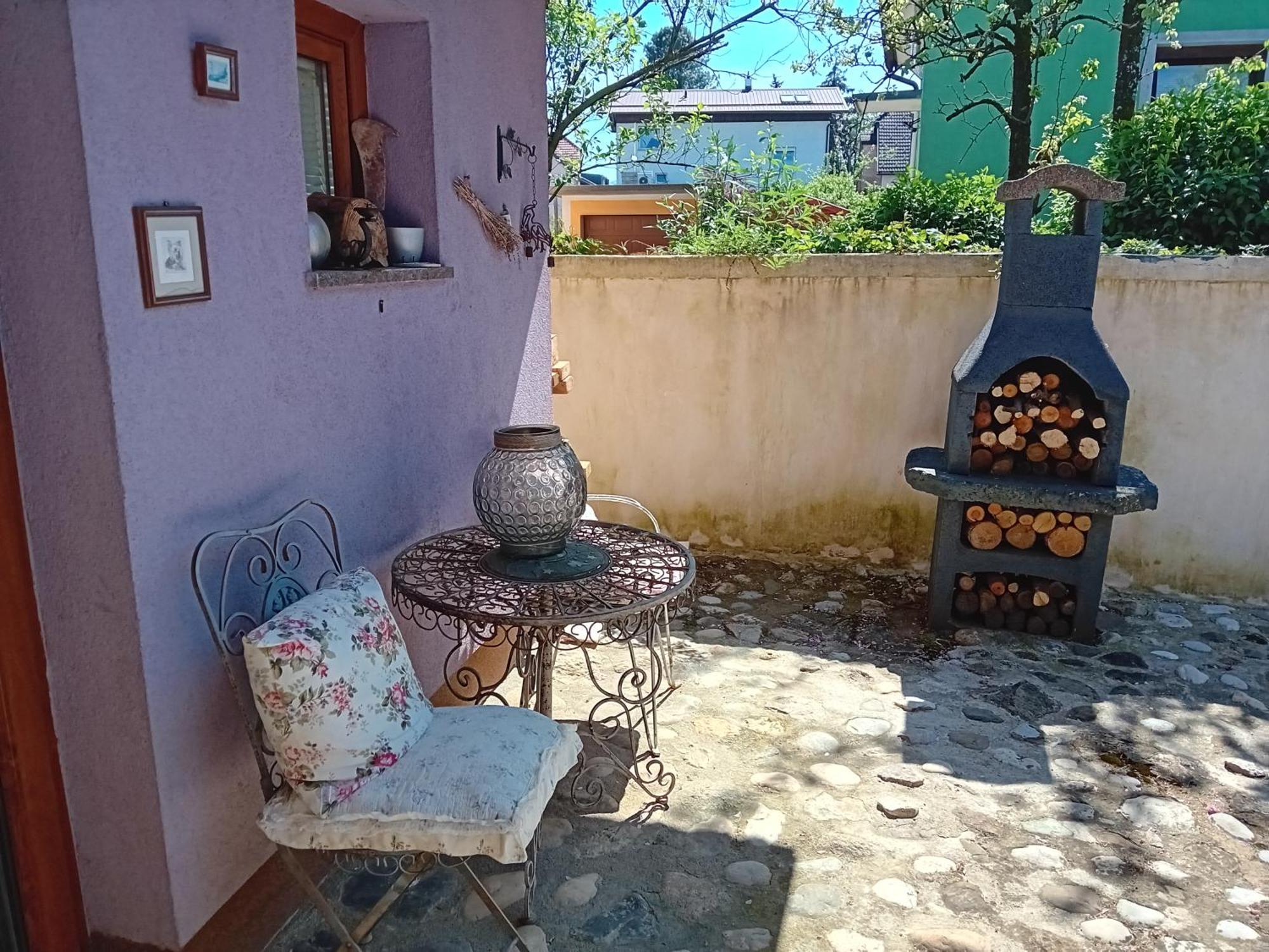 Rose Room 40M2 With Terrace 25M2 In Greeny Area For 4 Person Laibach Exterior foto